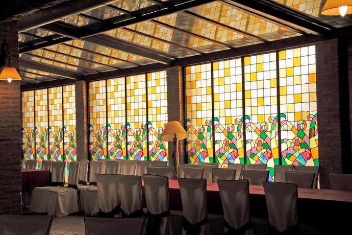 Imagen de los interiores del Hotel El Seto. Foto 12