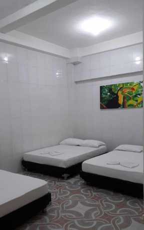 Imagen de la habitación del Hotel El Shaday. Foto 17