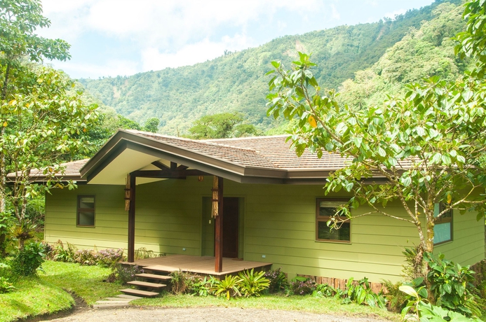 Imagen de los exteriores del Hotel El Silencio Lodge and Spa. Foto 10