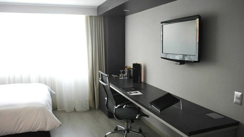 Imagen general del Hotel El Sol De Oro. Foto 16