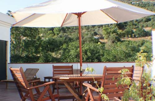 Imagen de los exteriores del Hotel El Sol, Lanjarón ( Alpujarra ). Foto 10