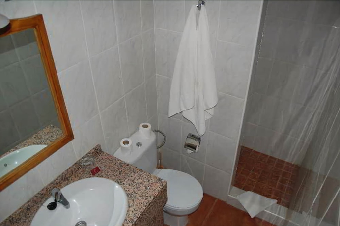 Imagen de la habitación del Hotel El Sombrerito. Foto 10
