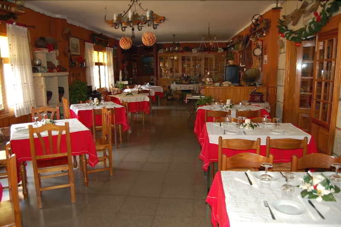 Imagen del bar/restaurante del Hotel El Sombrerito. Foto 3