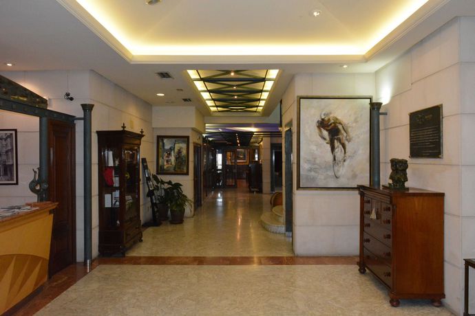 Imagen de los interiores del Hotel El Suizo. Foto 16