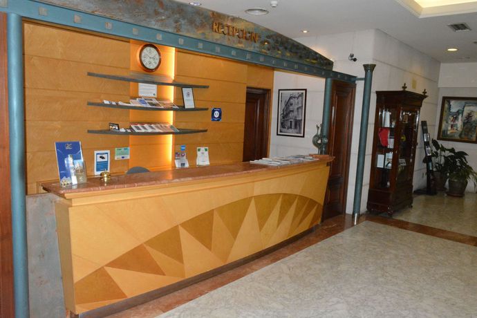 Imagen de los interiores del Hotel El Suizo. Foto 20