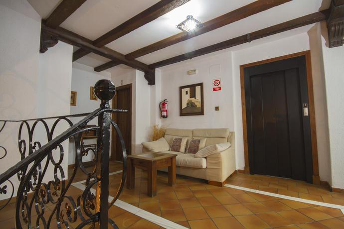 Imagen general del Hotel El Tabanco. Foto 2