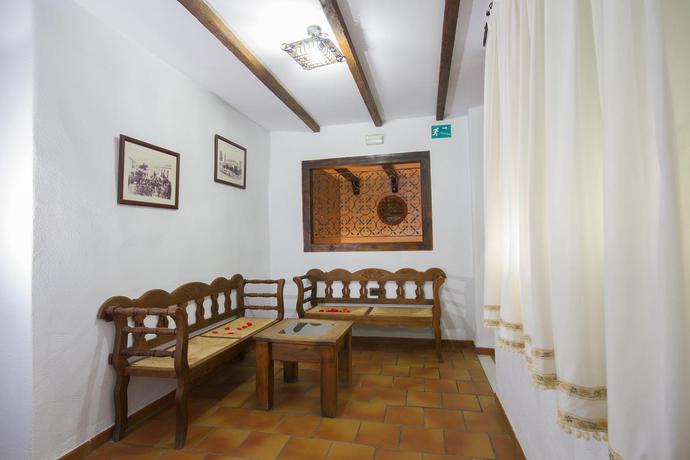 Imagen general del Hotel El Tabanco. Foto 3