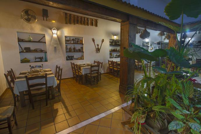 Imagen general del Hotel El Tabanco. Foto 11
