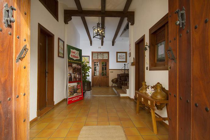 Imagen general del Hotel El Tabanco. Foto 15