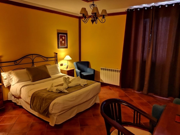 Imagen de la habitación del Hotel El Tejar. Foto 10