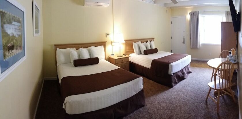 Imagen de la habitación del Hotel El Terado Terrace. Foto 15