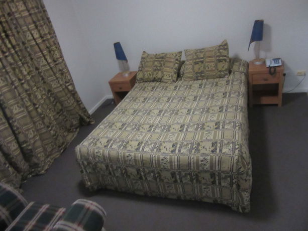 Imagen de la habitación del Hotel El Toro Motel. Foto 11