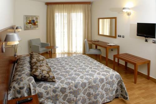 Imagen general del Hotel El Trebol, Carboneras. Foto 6