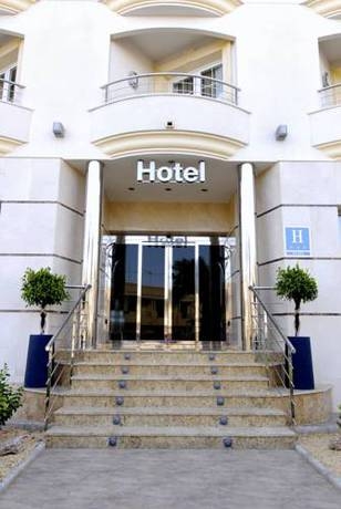 Imagen general del Hotel El Trebol, Carboneras. Foto 7