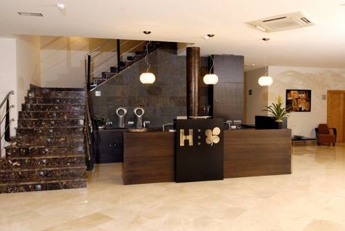 Imagen general del Hotel El Trebol, Carboneras. Foto 11