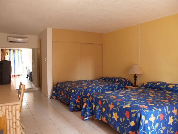 Imagen de la habitación del Hotel El Tropicano. Foto 4