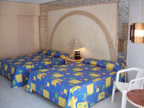 Imagen de la habitación del Hotel El Tropicano. Foto 6