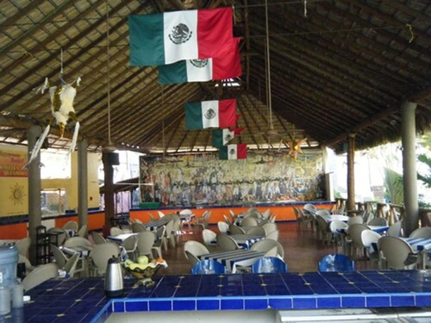 Imagen del bar/restaurante del Hotel El Tropicano. Foto 2