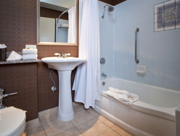 Imagen de la habitación del Hotel El Tropicano Riverwalk. Foto 4