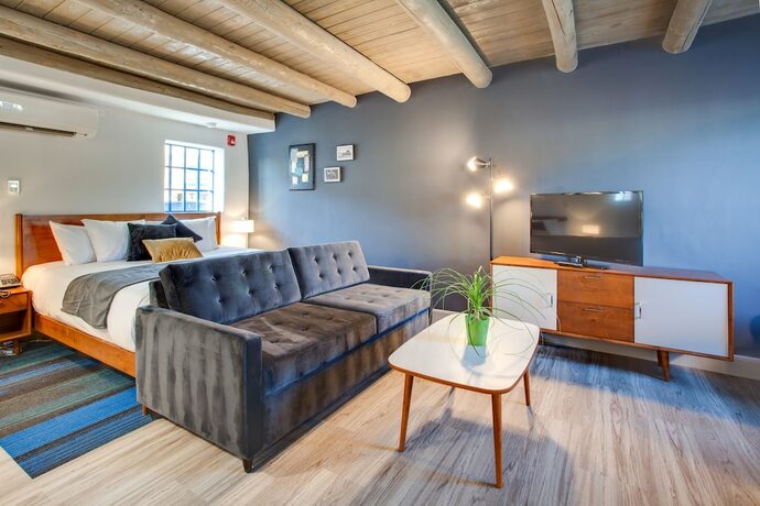 Imagen de la habitación del Hotel El Vado Motel. Foto 19