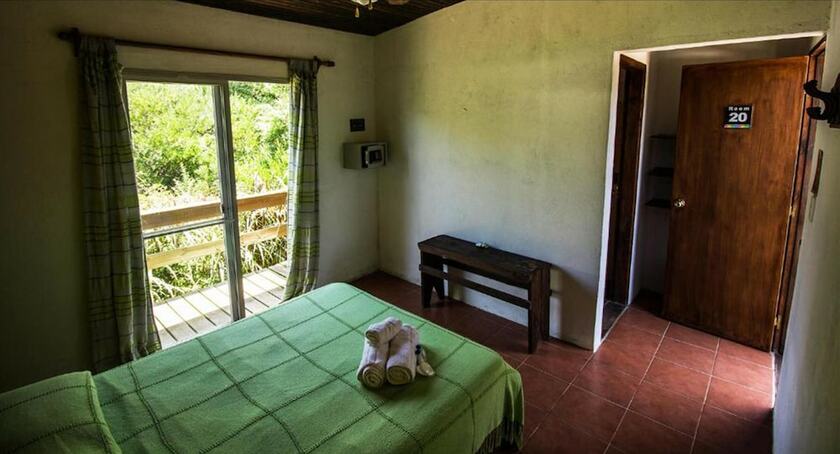 Imagen de la habitación del Hotel El Viajero La Pedrera Hostel and Suites. Foto 13