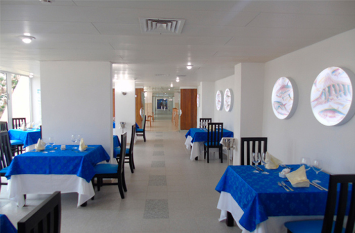 Imagen del bar/restaurante del Hotel El Viejo y el Mar. Foto 6