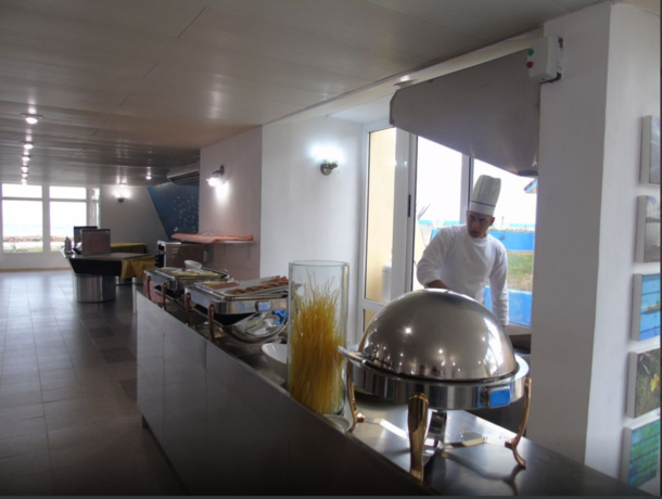 Imagen del bar/restaurante del Hotel El Viejo y el Mar. Foto 7