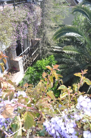 Imagen de los exteriores del Hotel El Vino Suites - Special Class. Foto 12