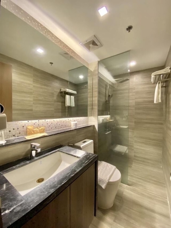 Imagen de la habitación del Hotel El Vistra Angeles. Foto 4