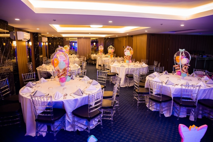 Imagen de los interiores del Hotel El Vistra Angeles. Foto 12