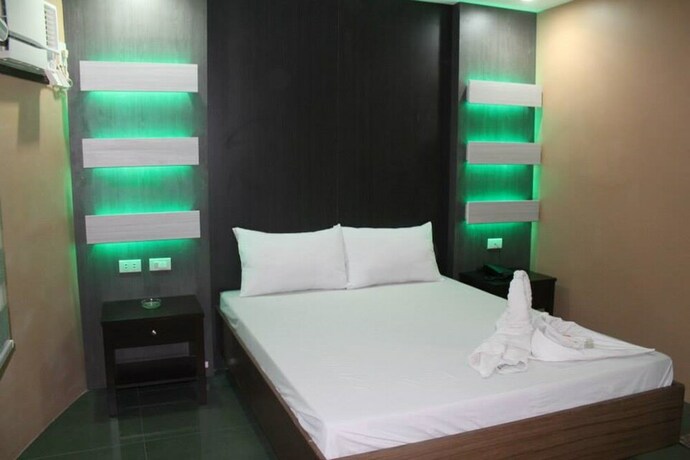 Imagen general del Hotel El Vistra Travellers Inn and Coffee Shop. Foto 2