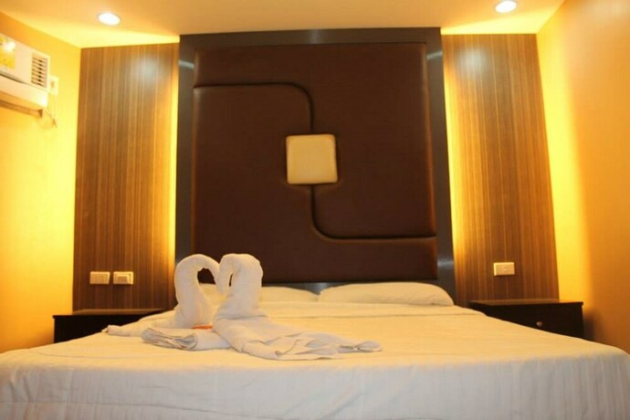 Imagen de la habitación del Hotel El Vistra Travellers Inn and Coffee Shop. Foto 23