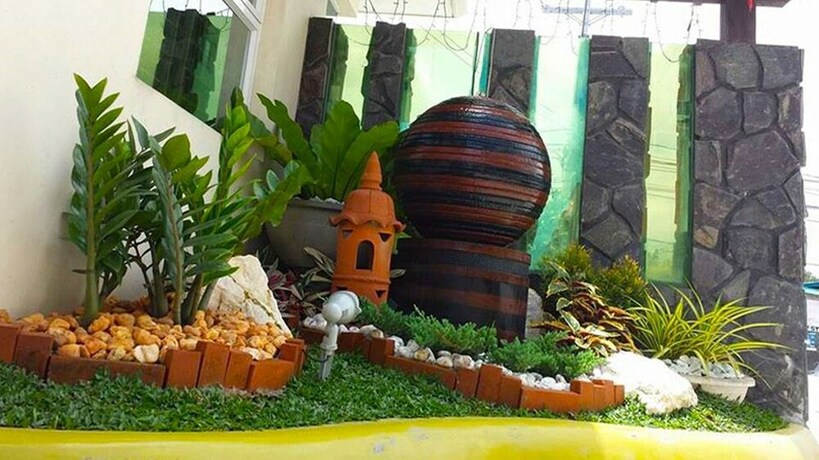 Imagen de los exteriores del Hotel El Vistra Travellers Inn and Coffee Shop. Foto 33