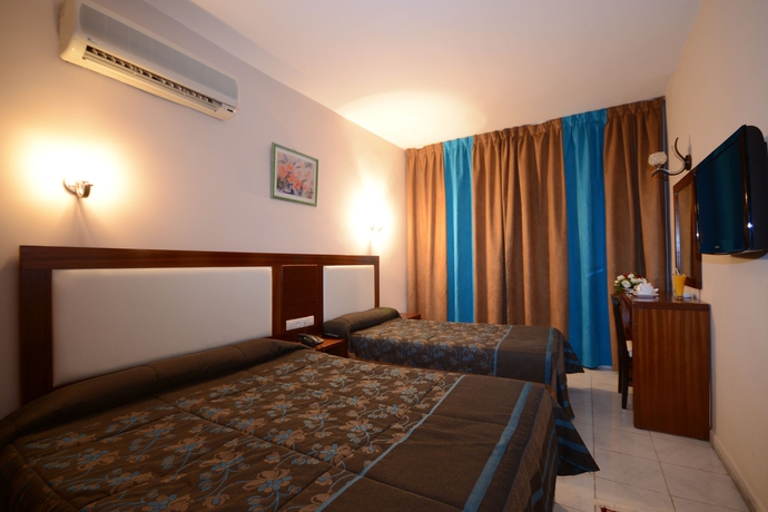 Imagen de la habitación del Hotel El Yacouta. Foto 8