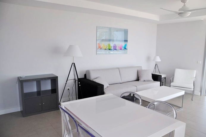 Imagen general del Hotel El Yate. Foto 12