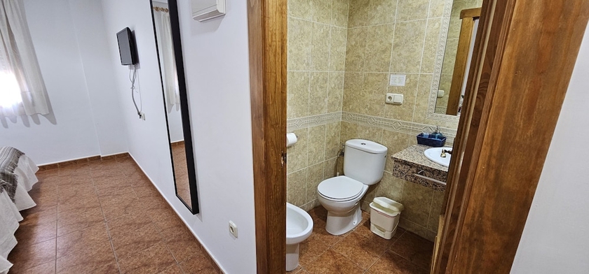 Imagen de la habitación del Hotel El jard&iacute;n de las eras. Foto 3