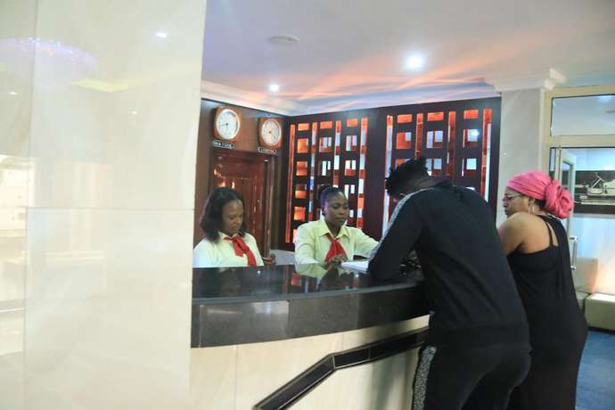 Imagen de los interiores del Hotel El-Hassani. Foto 20