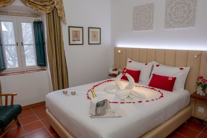 Imagen de la habitación del Hotel El-Rei Dom Manuel. Foto 12