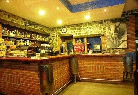 Imagen del bar/restaurante del Hotel Eladia. Foto 3