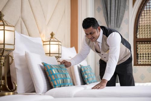 Imagen de la habitación del Hotel Elaf Al Taqwa. Foto 15