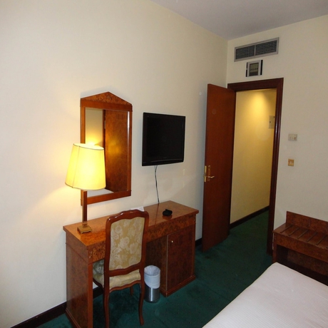 Imagen de la habitación del Hotel Elaf Taiba. Foto 9