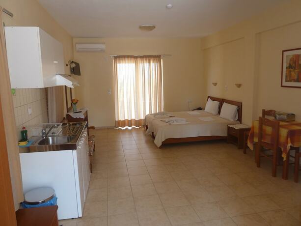 Imagen general del Hotel Elafonisos Diamond Resort. Foto 12
