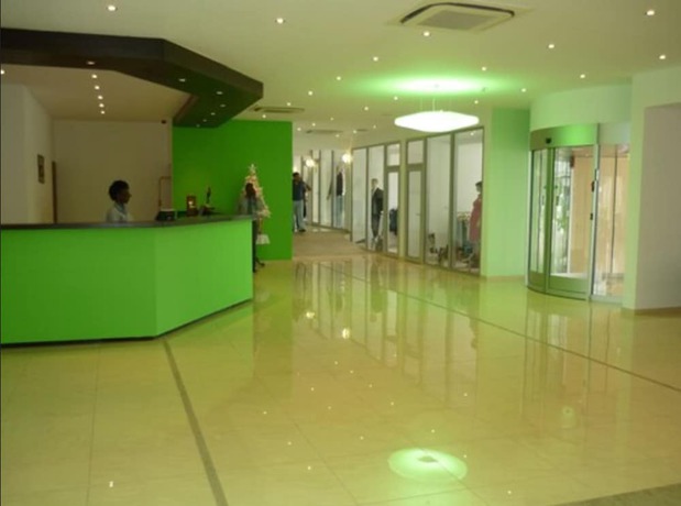 Imagen de los interiores del Hotel Elais. Foto 16