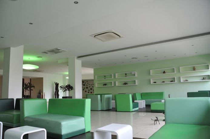 Imagen de los interiores del Hotel Elais. Foto 17