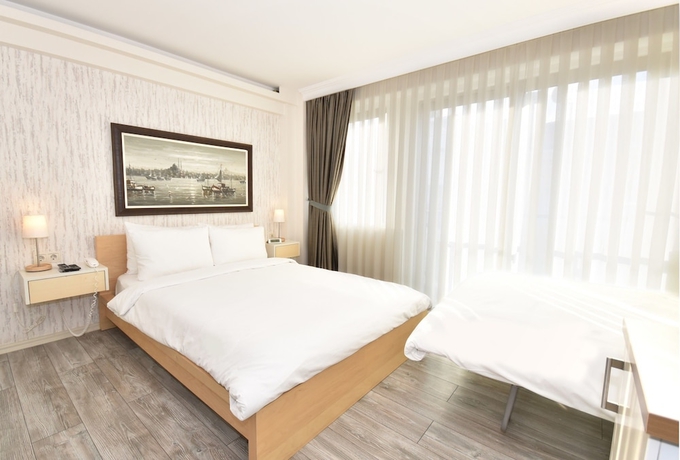 Imagen de la habitación del Hotel Elanaz. Foto 15