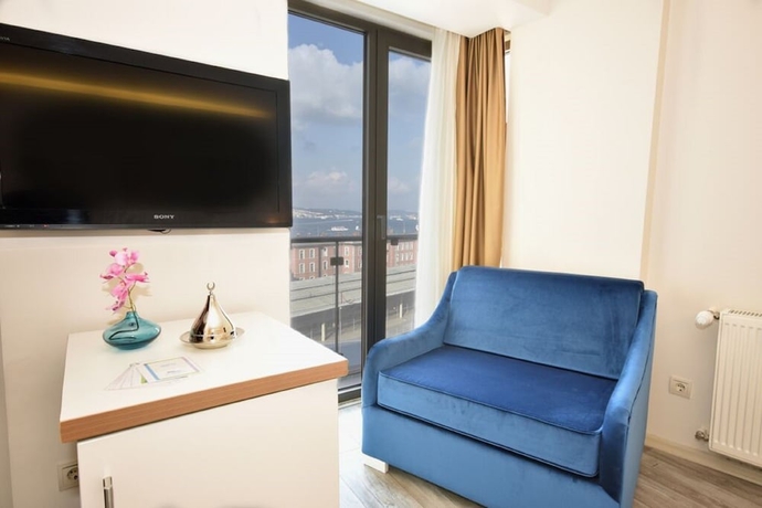 Imagen de la habitación del Hotel Elanaz. Foto 16
