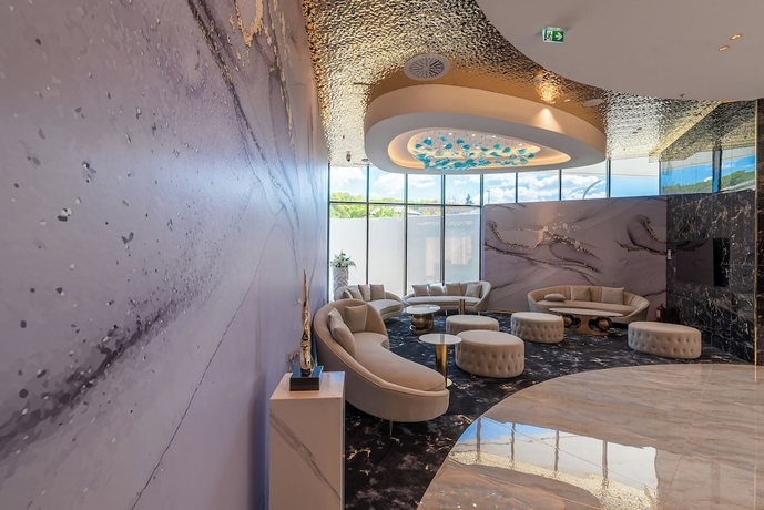 Imagen de los interiores del Hotel Elania Resort and Spa. Foto 13