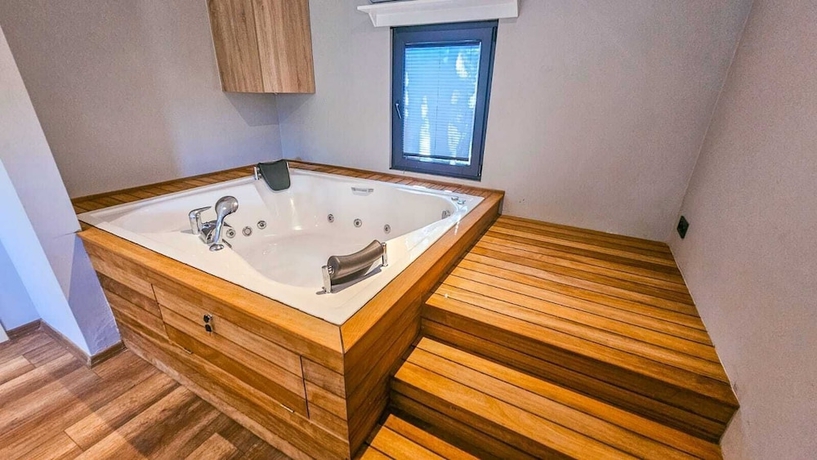 Imagen de la habitación del Hotel Elasu Bodrum. Foto 13