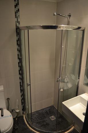 Imagen de la habitación del Hotel Elate Plaza Business. Foto 14