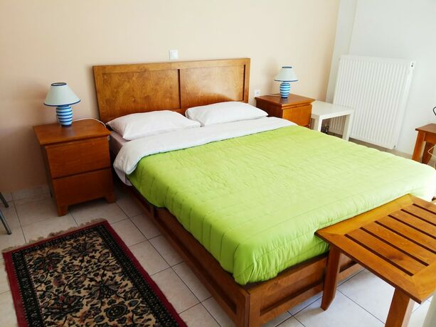 Imagen de la habitación del Hotel Elatos. Foto 8